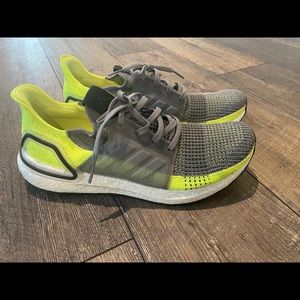 Adidas Ultra Boost 19 - Size 10.5